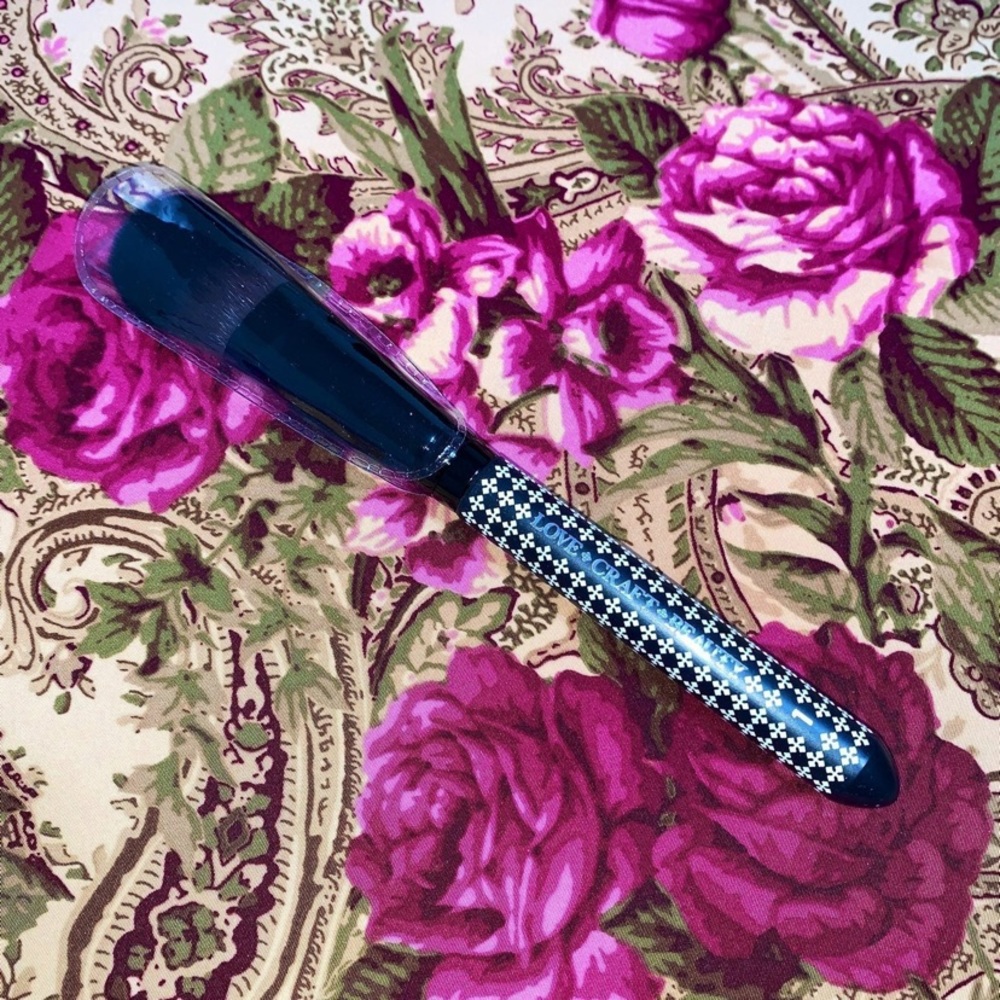 Love Craft Beauty Brush